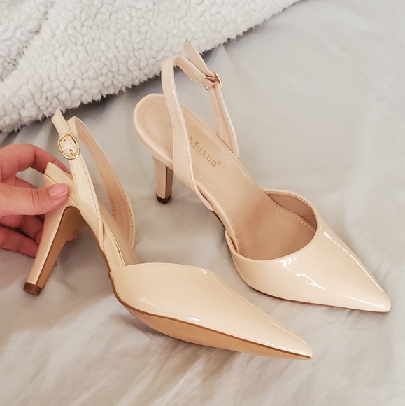 Shoes - NEW Classy Sling Back Patent Nude Heels
